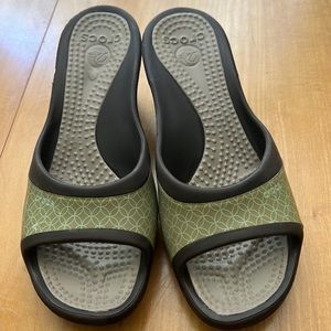 Size 9 Croc Wedge Sassari